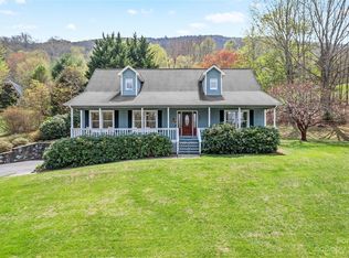 137 Reynolds School Rd, Asheville, NC 28803