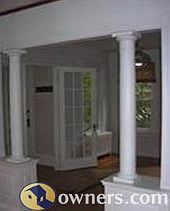 detail from diningroom to livingroom