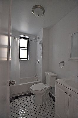 3rd image of 2710 Morris Ave APT 2J