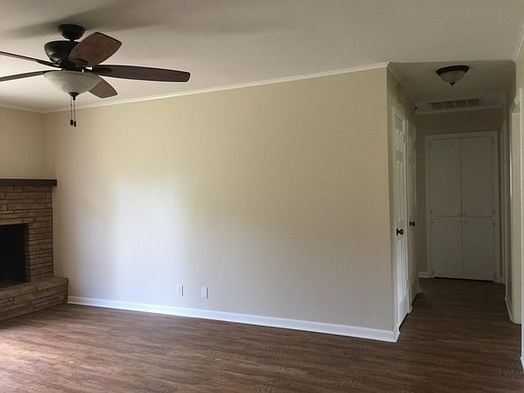 Living Area Showing Connection To Bedroom Area 