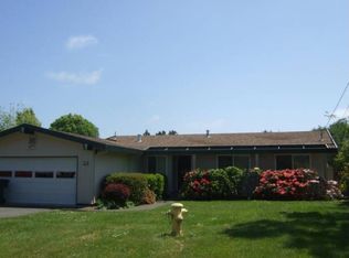 402 Garland Ave, Fortuna, CA 95540