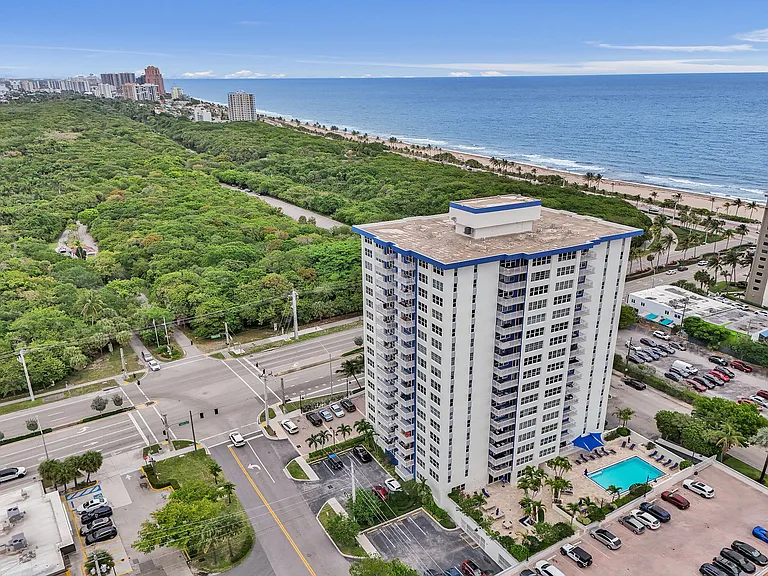 3000 E Sunrise Blvd #14F — Photo 1