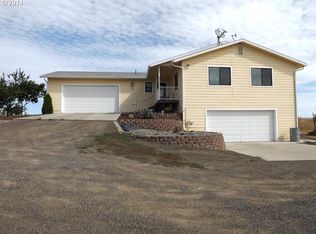 4 S Bailey Loop Dr, Goldendale, WA 98620
