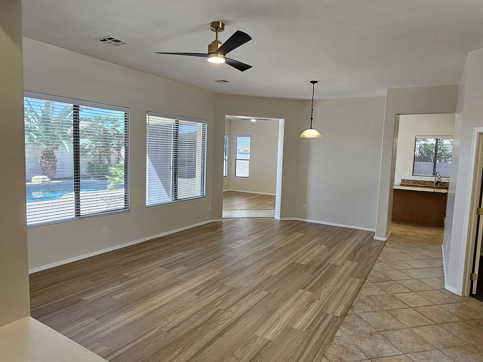 4 bed, 1951 sqft, $2,700 — Photo 4