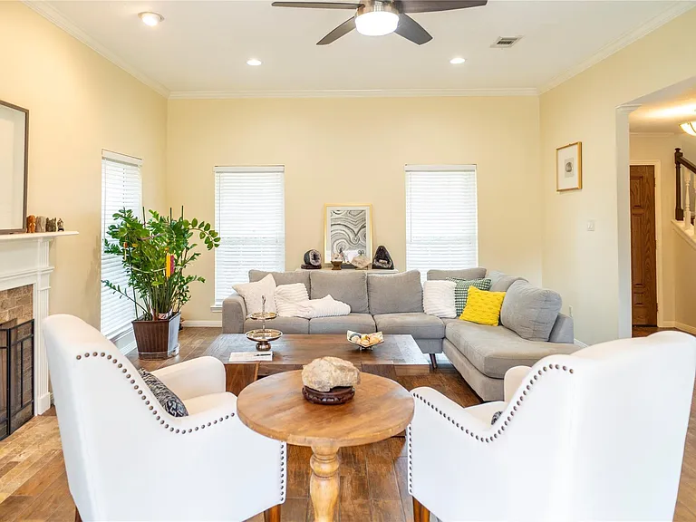 18310 Spellbrook Dr — Photo 35