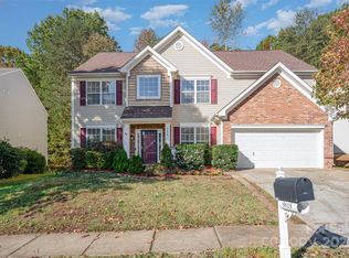 9819 Jeanette Cir, Charlotte, NC 28213