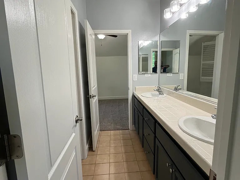 3054 Pescara Pl — Photo 25