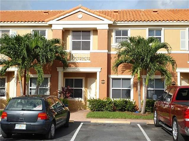 1st image of 6001 NW 114th Ct APT 129