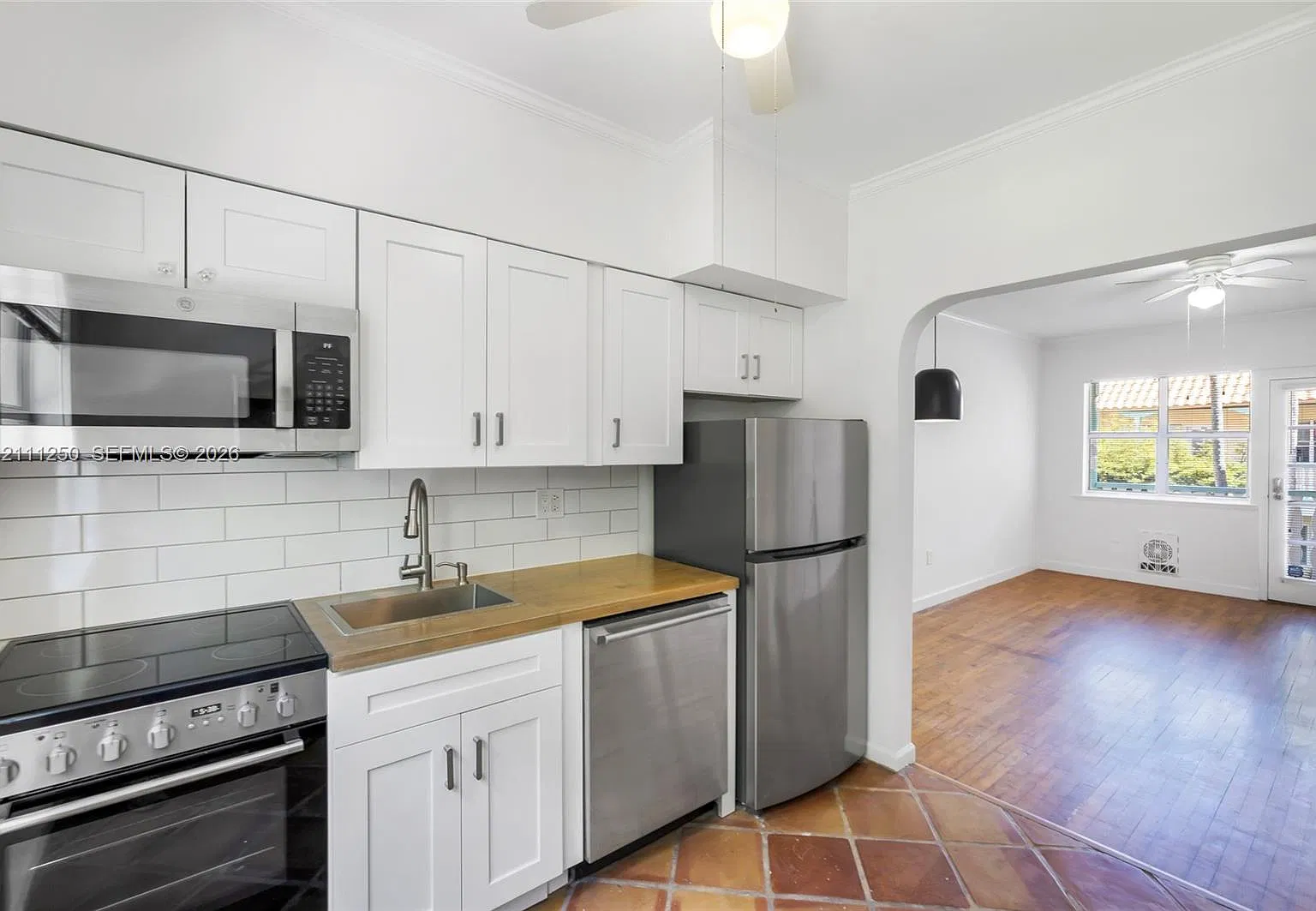 The Parc Vendome Condo — Photo 1