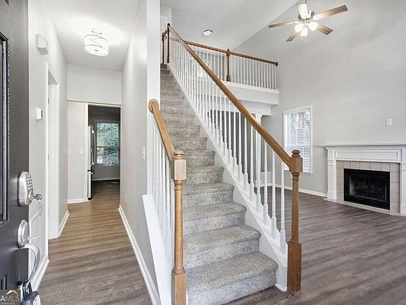 3rd image of 1173 Rhyne Chase SE