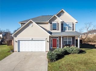 130 Woodfern Rd, Fletcher, NC 28732