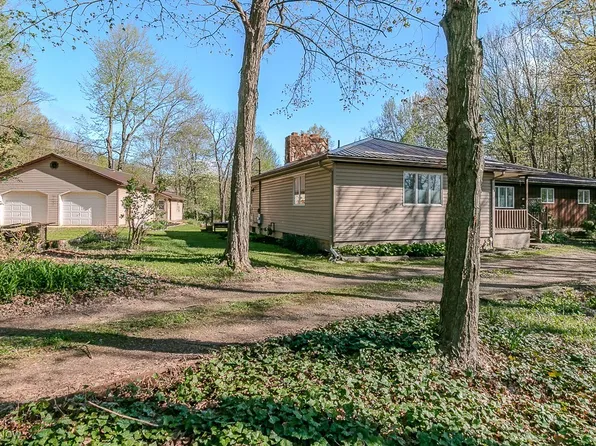 4467 River Rd, Perry, OH 44081