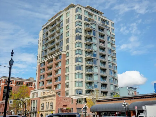 728 Yates St #912, Victoria, BC V8W 0C8