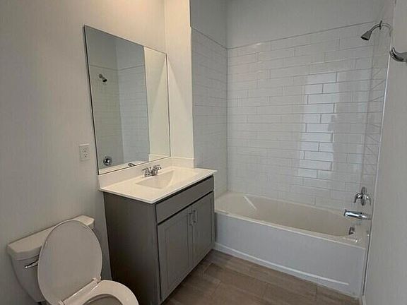 5th image of 3772 HARBORSIDE Avenue