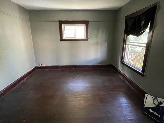 5th image of 3069 W 105th St #D