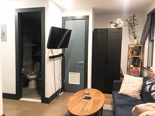 Rented by Rentopia | media 21