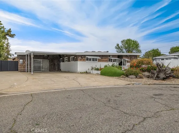 1237 E Crestbrook Pl, Anaheim, CA 92805