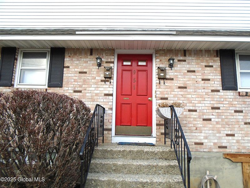 3rd image of 951 State Street