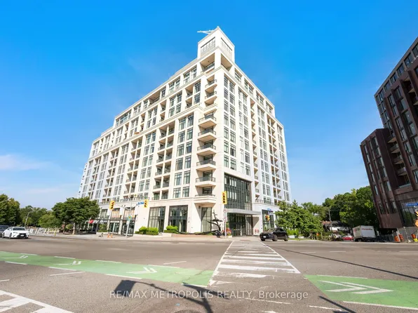 1 Old Mill Dr #407, Toronto, ON M6S 0A1