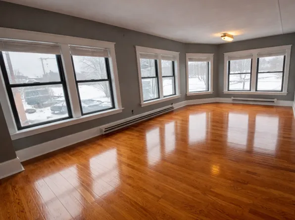 2 Raymond Ave APT 3C, Poughkeepsie, NY 12603