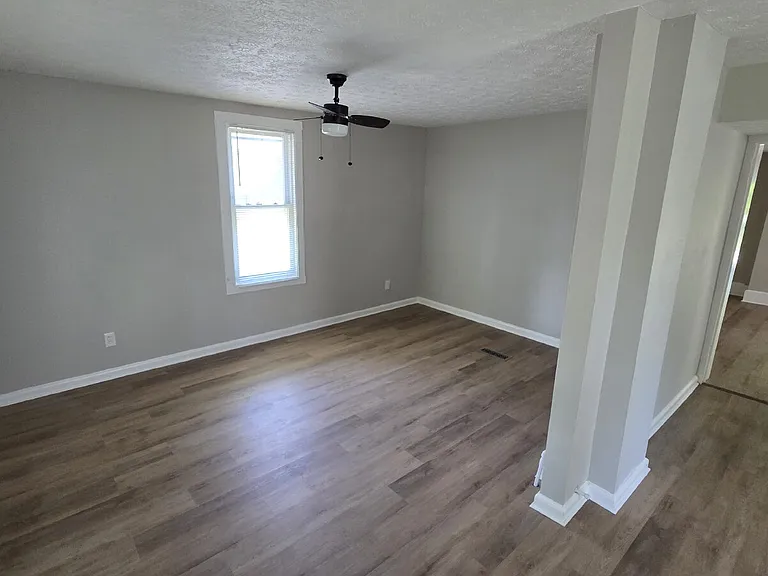 7210 Colgate Ave — Photo 2
