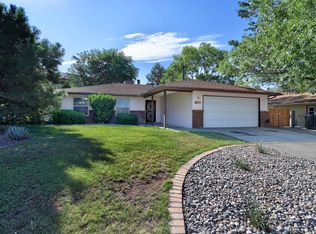 2704 Palo Alto Dr NE, Albuquerque, NM 87112
