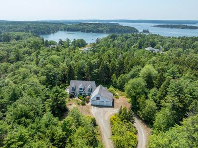 14 Moffat Lane, Boothbay Harbor, ME, 04538