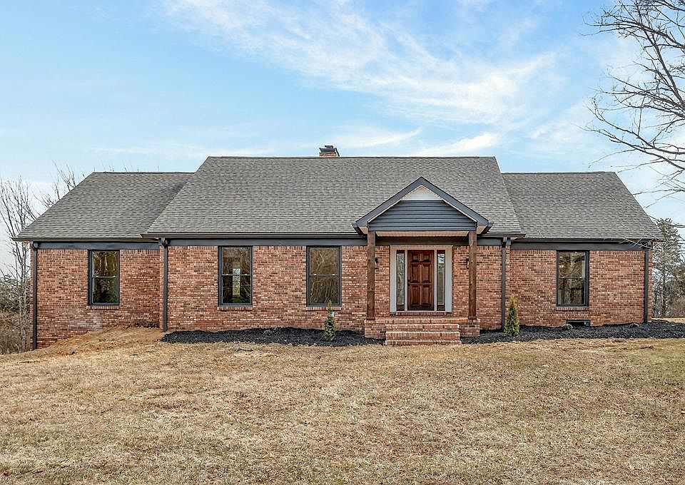 1st image of 698 Mike Muncey Rd