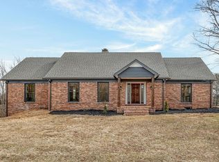 698 Mike Muncey Rd, McMinnville, TN 37110