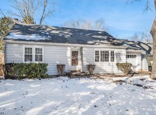 40 Lincoln Pl, Newton, NJ 07860