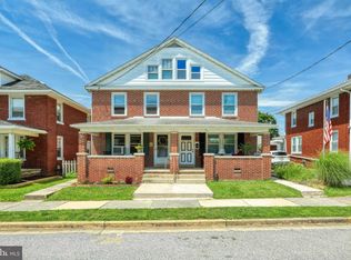 132 N Walnut St, Spring Grove, PA 17362
