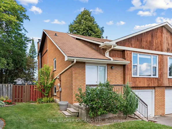 2733 Los Palmas Ct, Mississauga, ON L5N 2G6