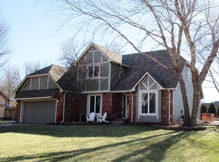 1519 E Pheasant Run St, Derby, KS 67037