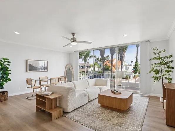 383 Bay Shore Ave Unit 207, Long Beach, CA 90803