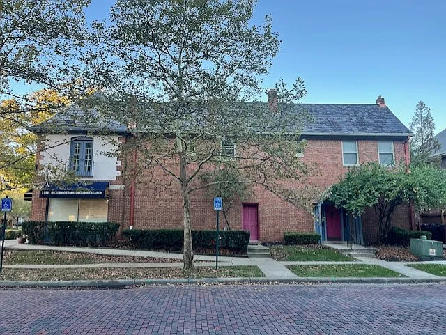 2352 E Main St #8 — Photo 8