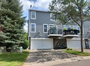 15715 Fox Cir, Apple Valley, MN 55124