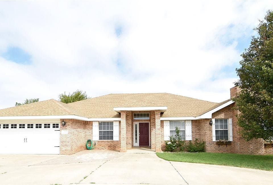 1st image of 304 Olive Dr