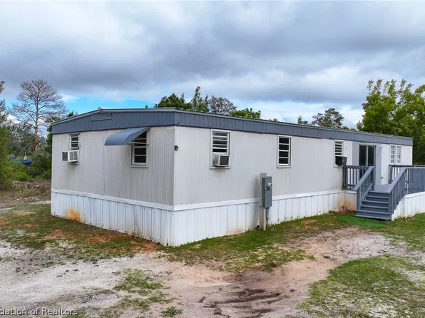 305 River Dr, Sebring, FL 33875