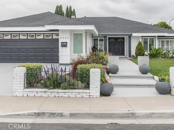 9543 Andover Cir, Fountain Valley, CA 92708