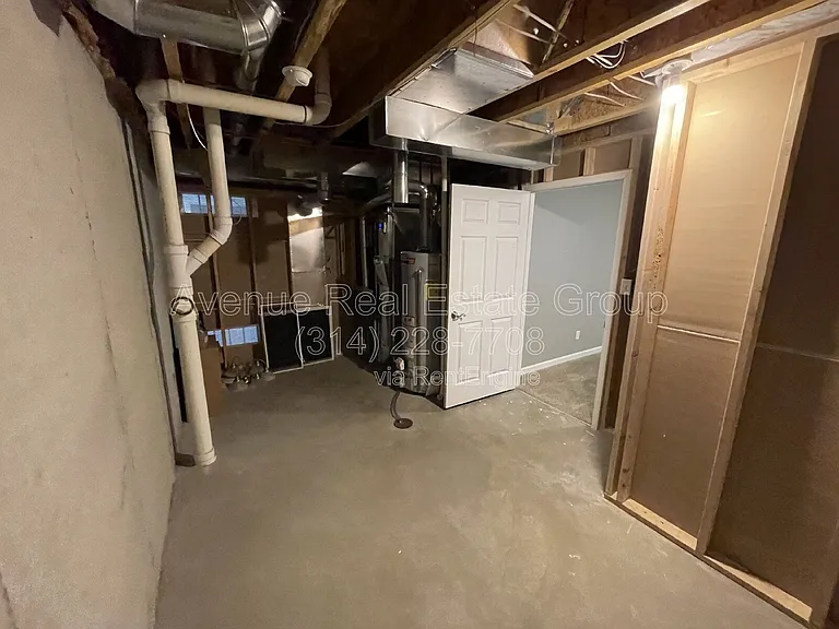 5533 Emerald Place Dr — Photo 35