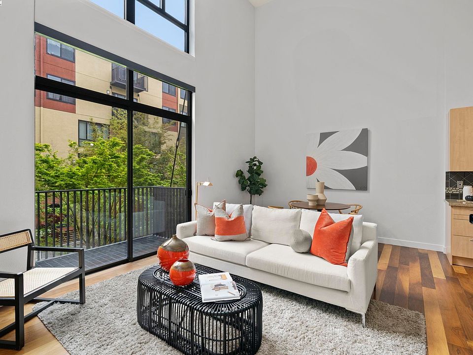 1st image of 88 Bush St Unit 2124