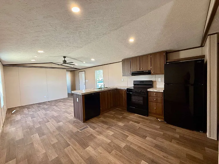 1866 El Dorado Dr — Photo 7