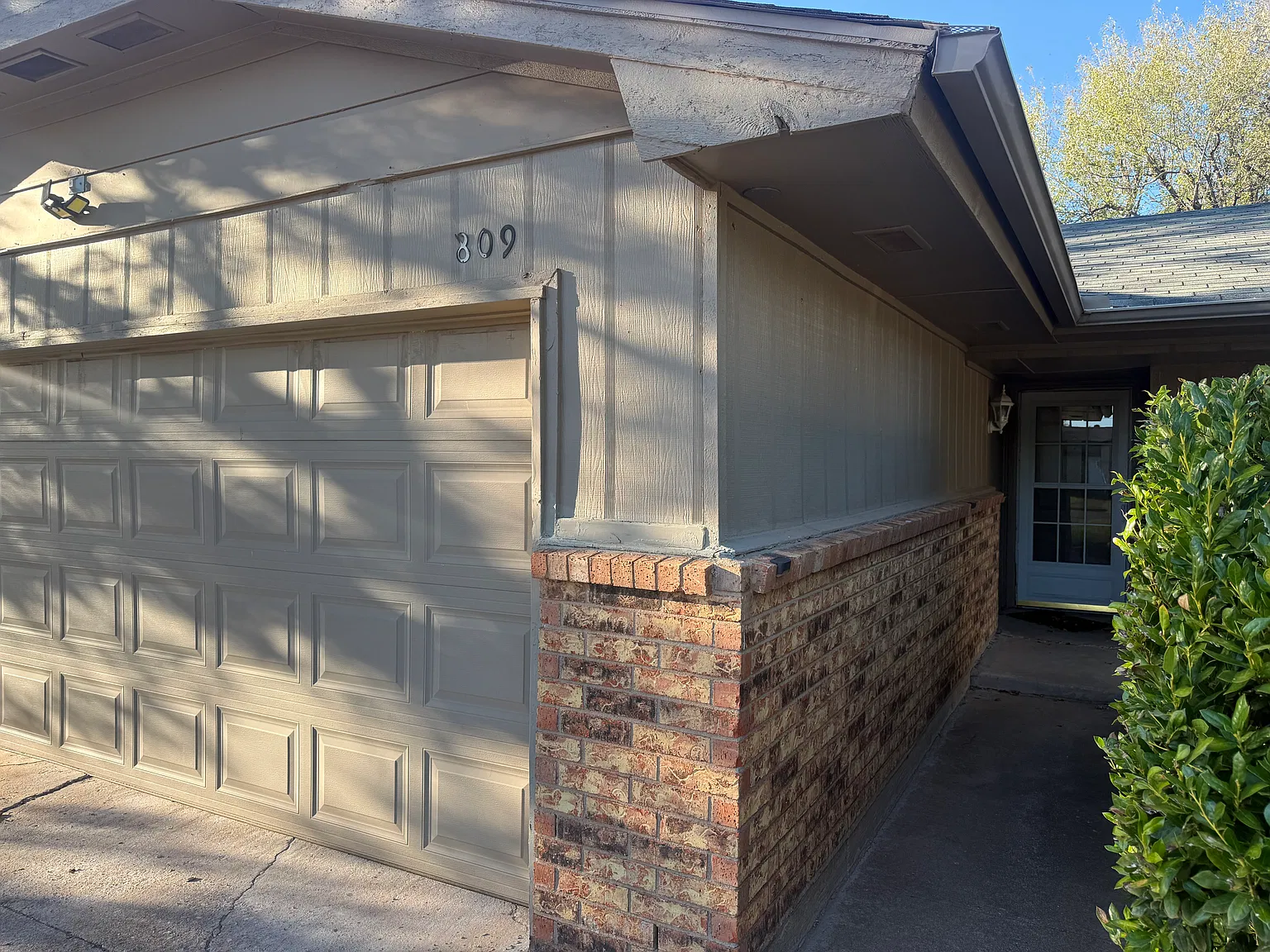 3 bed, 1205 sqft, $1,450 — Photo 3