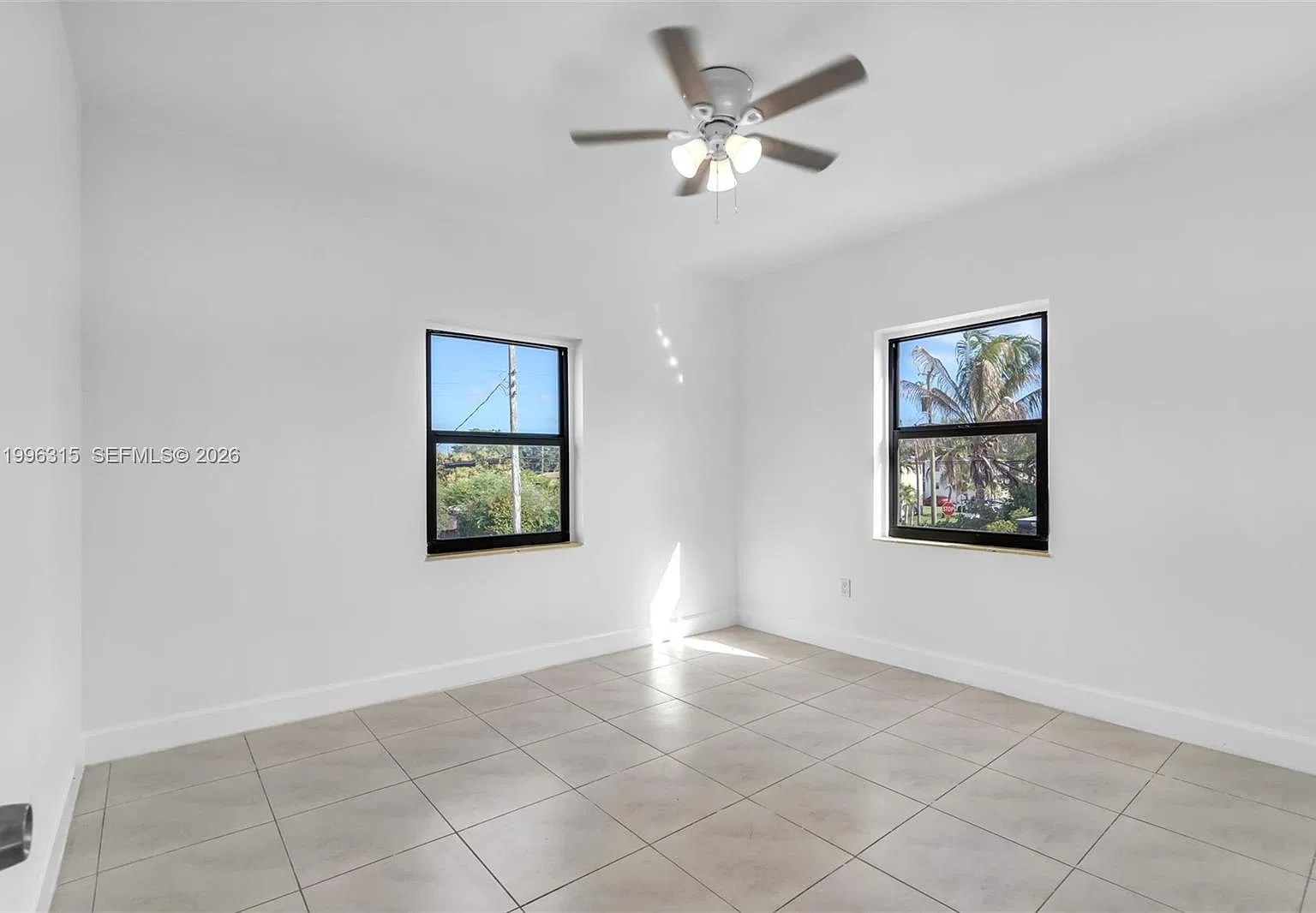 2 bed, 762 sqft, $2,595 — Photo 4