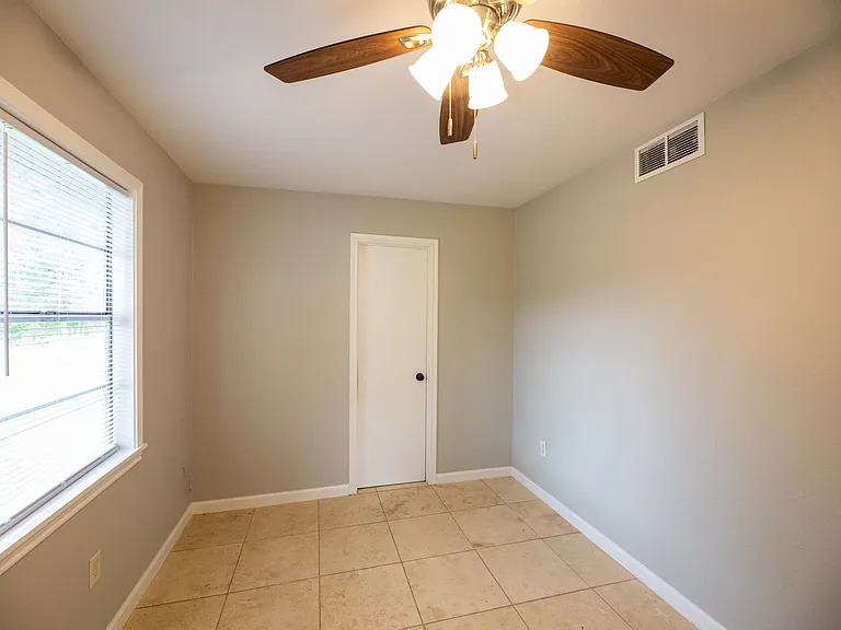 2421-WALKER-ROAD-2-bedroom2_06102026