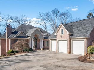 4080 Ryckeley Dr, Gainesville, GA 30504