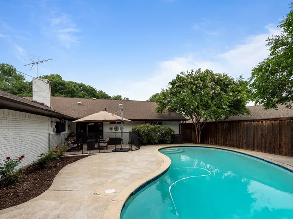 9522 Heatherdale Dr, Dallas, TX 75243