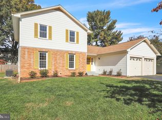 3208 Allness Ln, Herndon, VA 20171