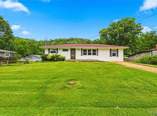 5971 Parkedge Dr, House Springs, MO 63051
