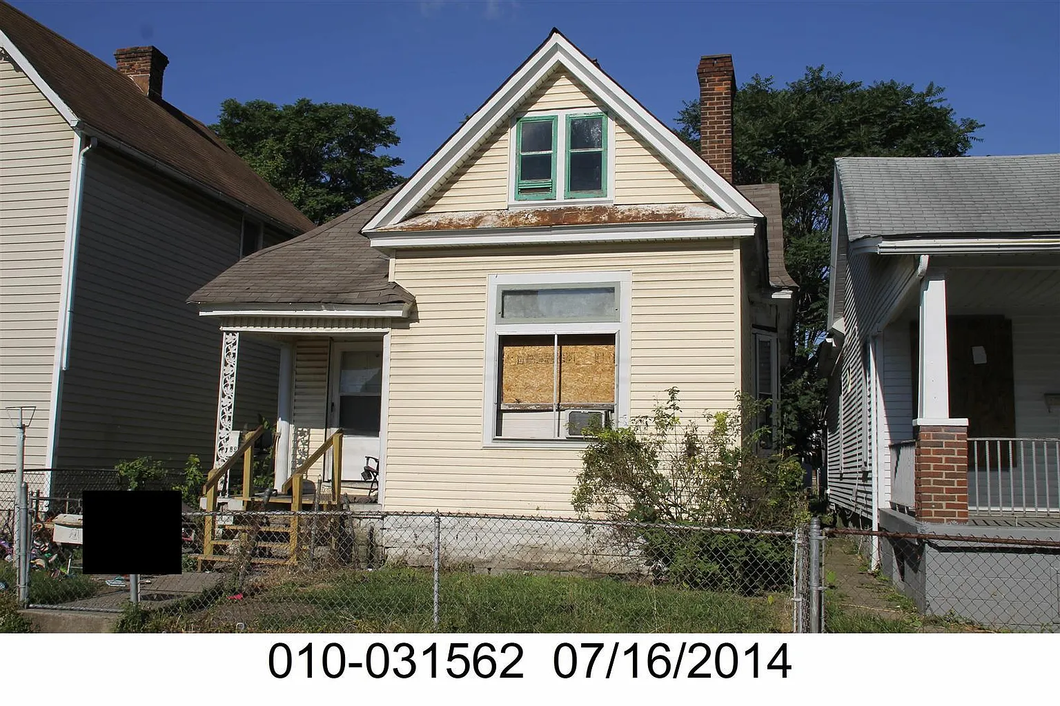 69 1/2 S Yale Ave photo 1